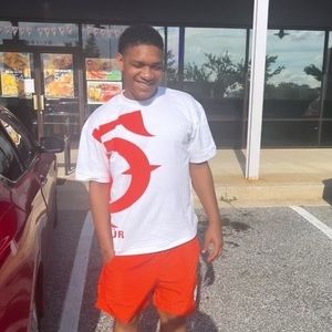 Meet your Posher, Cameron